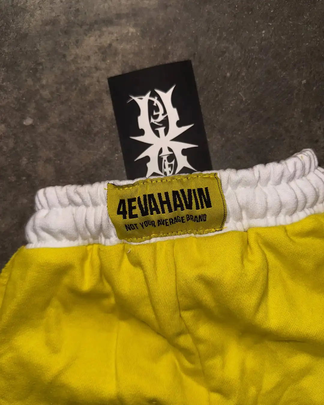 Y2K Popular Shorts Trendy Brand Summer New Patch Embroidery Pattern Casual Shorts Men Harajuku Hip Hop Oversize Sports Shorts