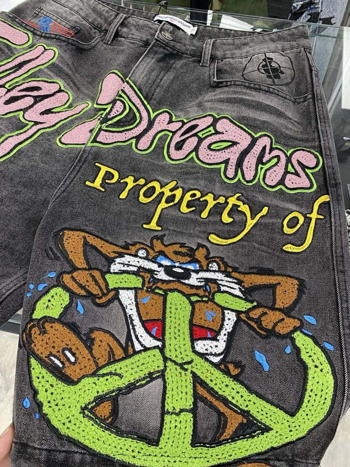 Y2k Black Denim Shorts Baggy Streetwear Embroidery Cartoon Graphics Short Jeans Men Harajuku Hip Hop Loose Fitness Casual Shorts